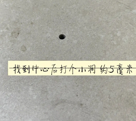 彭山瓷砖空鼓维修公司专业解答在瓷砖铺贴过程中，如果砂料搅拌不均匀，将会带来以下问题